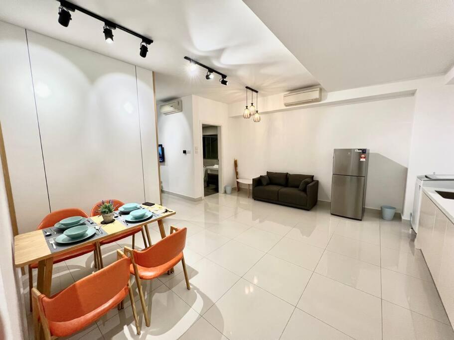 Apartment Teega #2203 Puteri Harbour Iskandar Puteri *